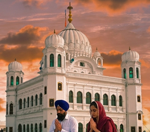 Sikh pilgrims praying in front of Gurdwara Darbar Sahib Kartarpur representing a 3-Day Kartarpur Pilgrimage Tour