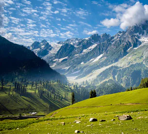 Lush green landscape of Neelum Valley in Azad Kashmir sightseeing holiday package